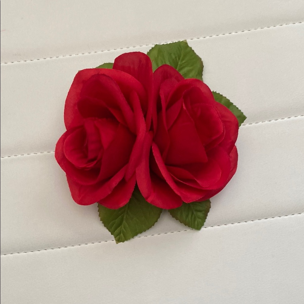 Floral hair clip